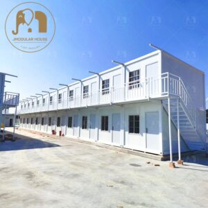 Casa desmontable de fácil instalación con estructura desmontable