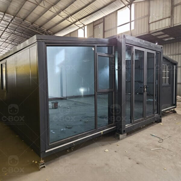 40ft Prefabricated Hotel Container Expandable Home - Image 3
