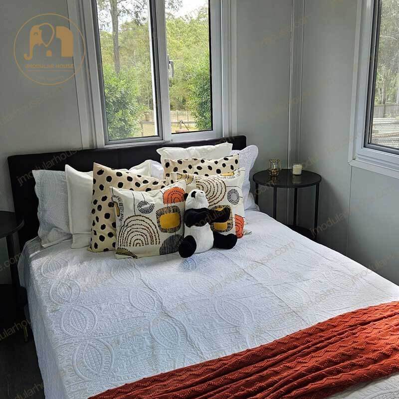 Portable Prefabricated Villa Expandable Container House - Image 3